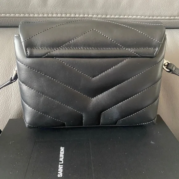 YSL Loulou Toy - Picture 14 of 14